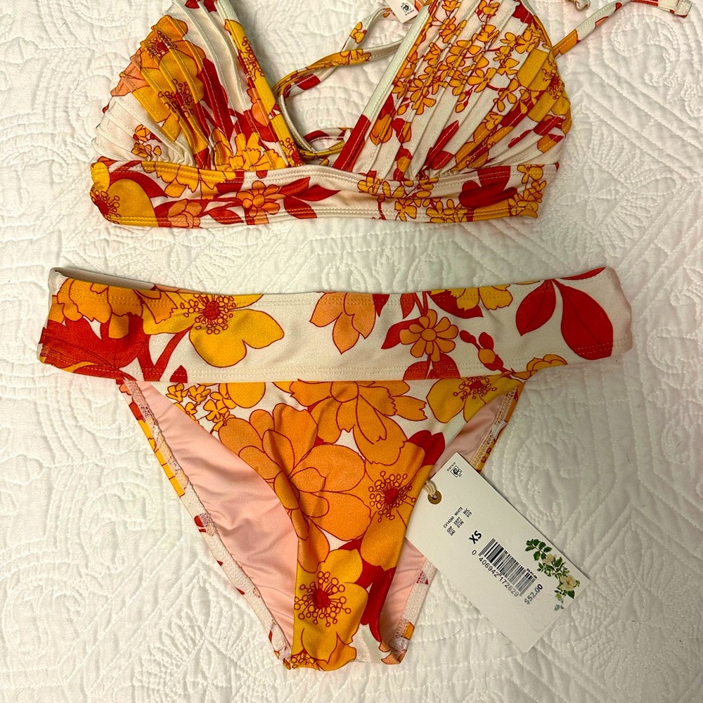 Chelsea and Violet 2 piece bikini XS NWT